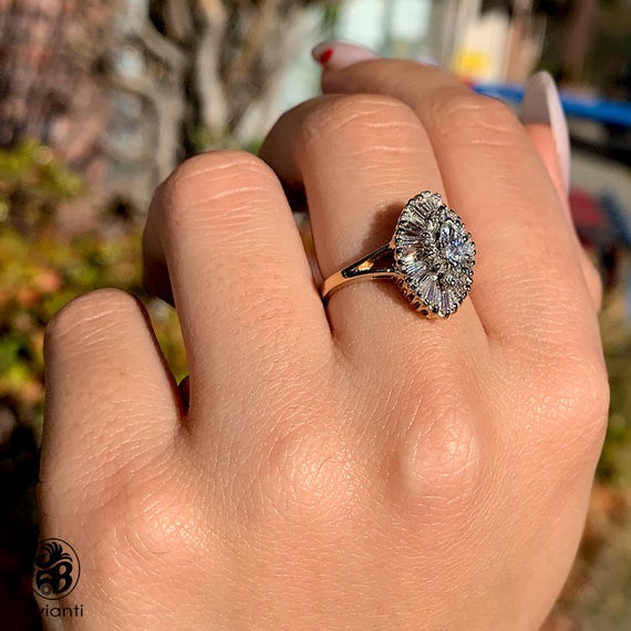 princess cut diamond engagement ring with baguettes