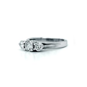 14 Karat White Gold Diamond Engagement Ring - Avianti